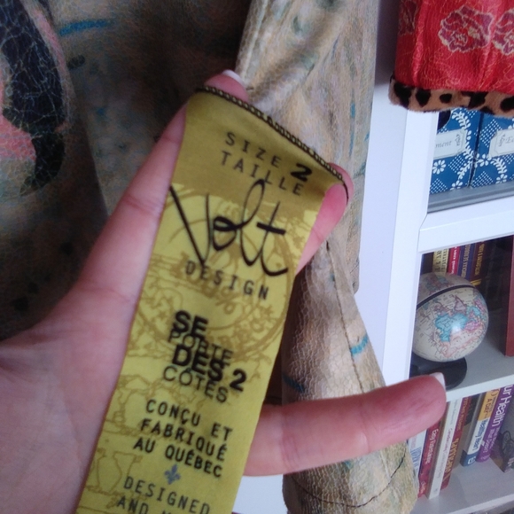 Volt Design Reversible light coat leopard 🐆 & Chinese print - Picture 10 of 12